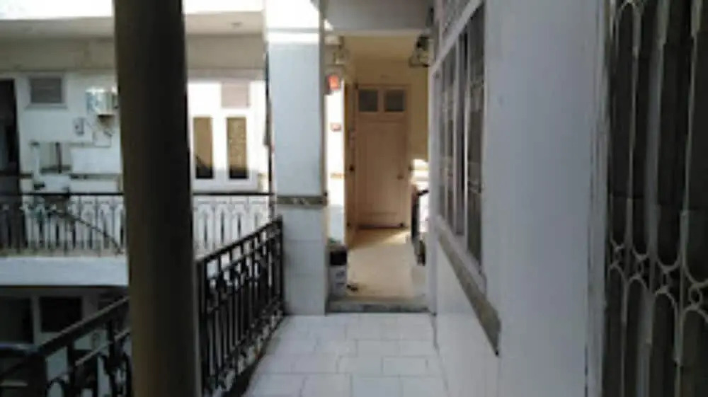 Hotel Roadway Inn Delhi by Goroomgo