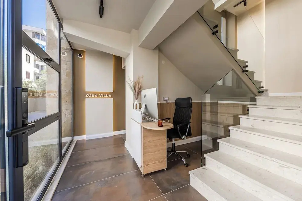 Zoes Villa by PS