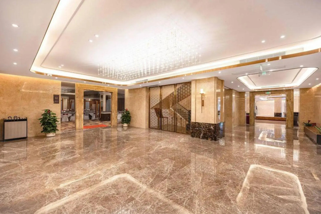 Tianhe  Hotel