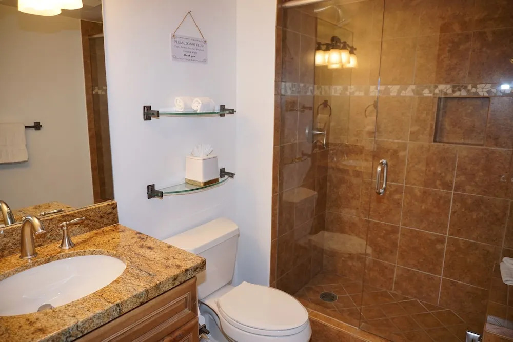Recently Remodeled Including New Appliances - Corner Unit - River Location 3 Bedroom Condo by RedAwning