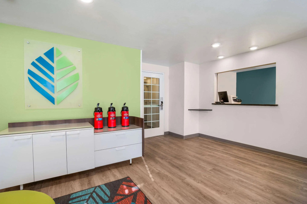 WoodSpring Suites | North Charleston Airport I-526