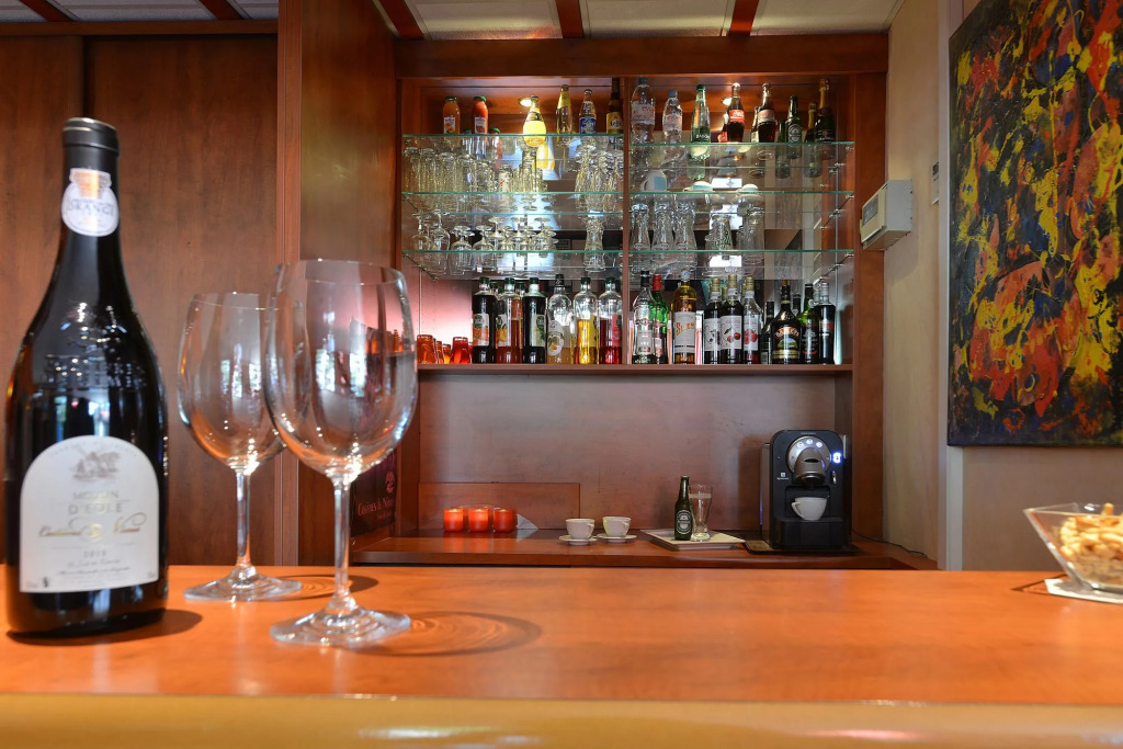 Brit Hotel Confort Nîmes Ouest - A9 sortie 25