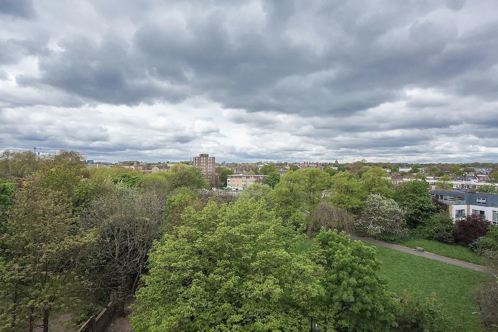 Modern 2 Bedroom Flat Close to Old Street