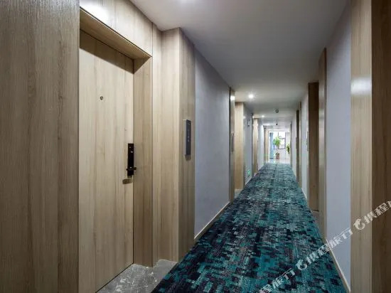 Yuting Hotel (Changsha IFS International Financial Center Wuyi Square Subway Station)