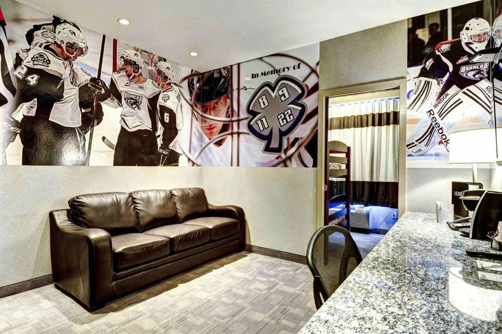 Home Inn & Suites - Swift Current
