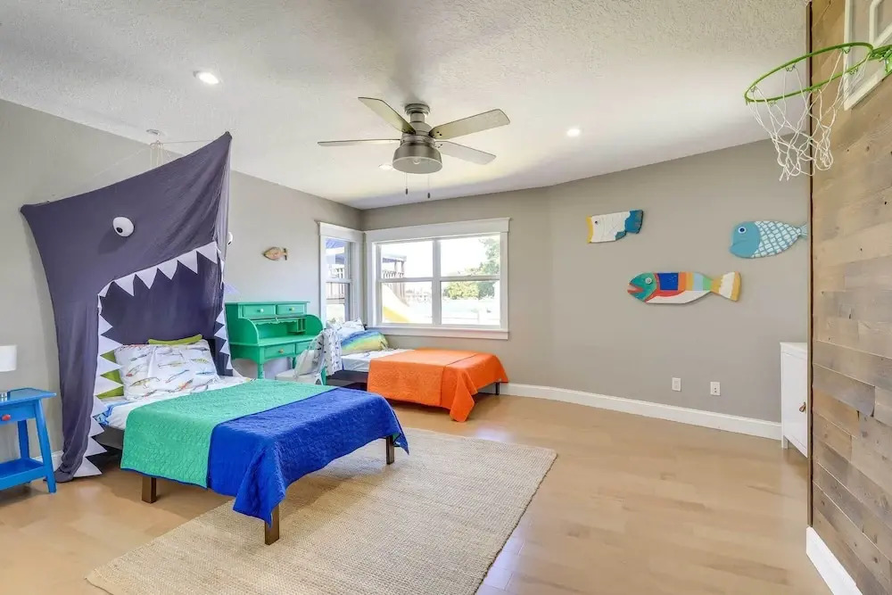 Luxury St. Petersburg Home w/ Pool + Bay Access!