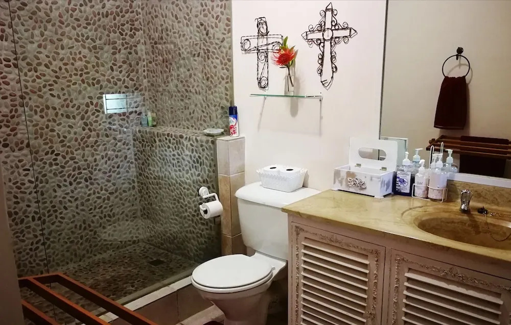 The Pomegranate Guesthouse