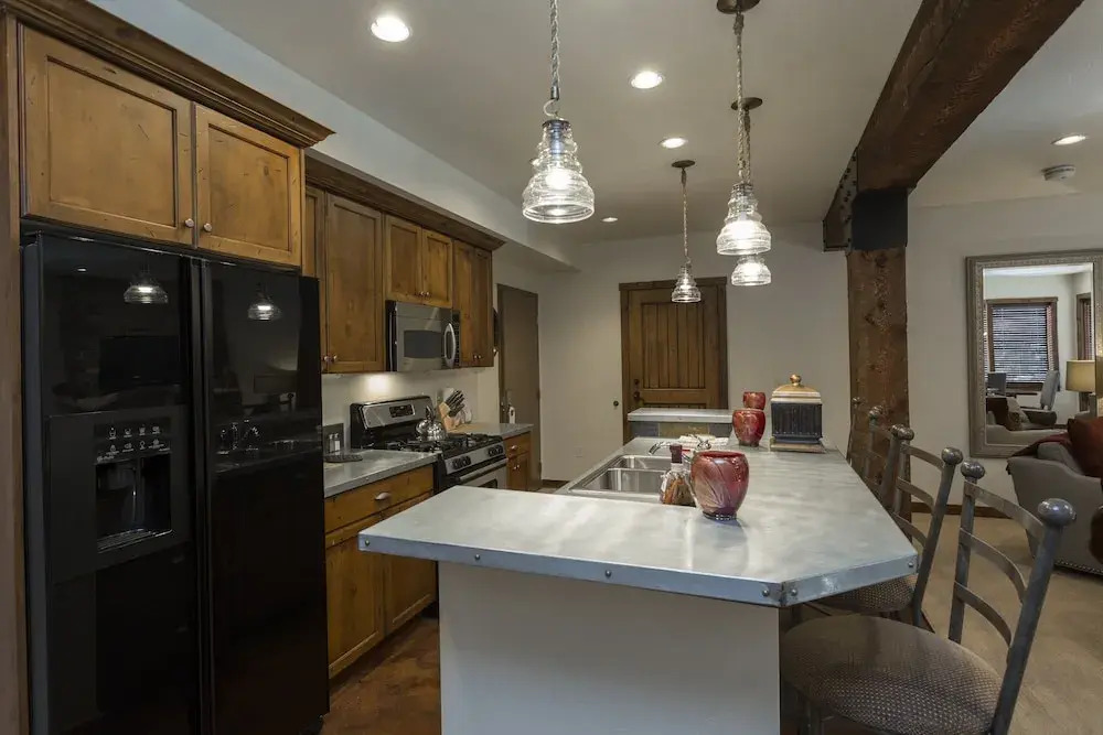 Silver Baron Lodge 2 Condo Bedroom with Spa by Deer Valley Resort