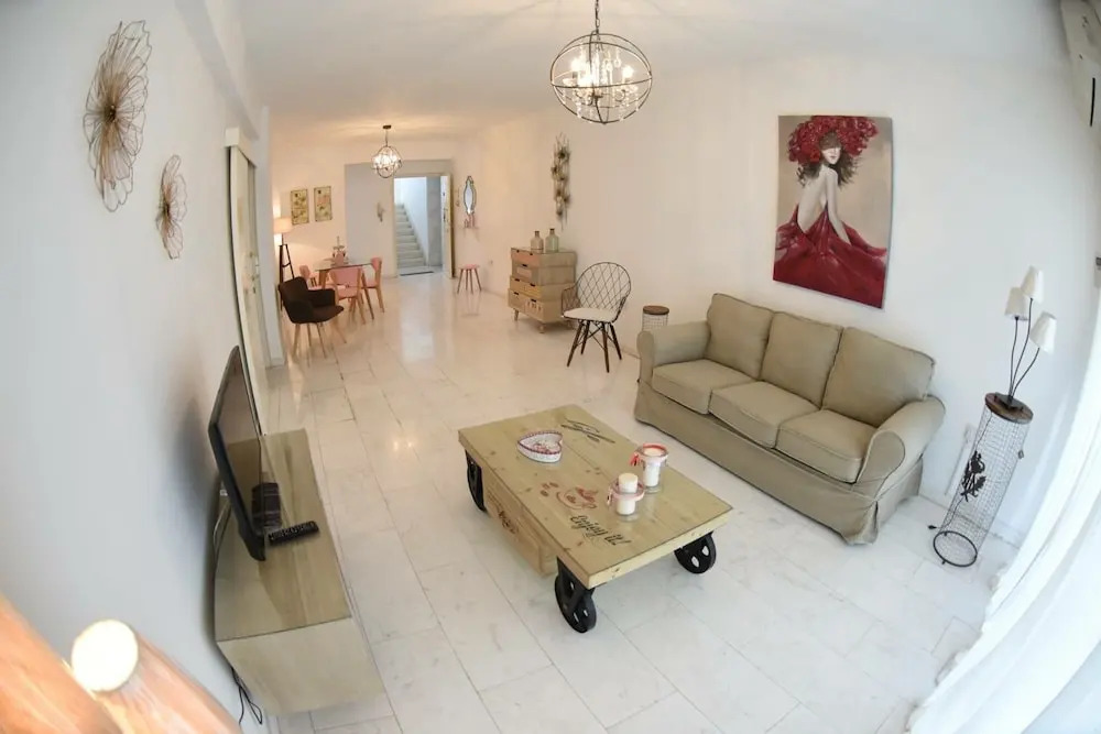 Angela's Luxury Apartments
