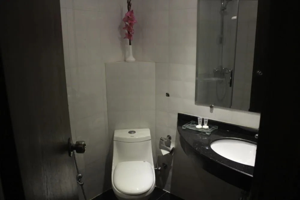 Express Hotel Lahore
