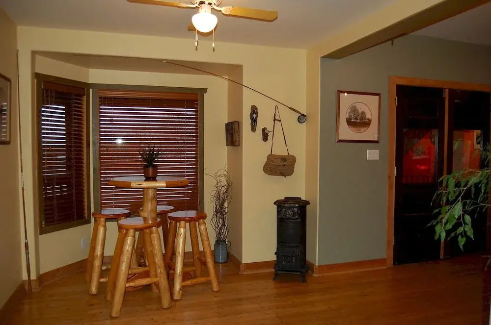 Fernie Tightlines Lodge