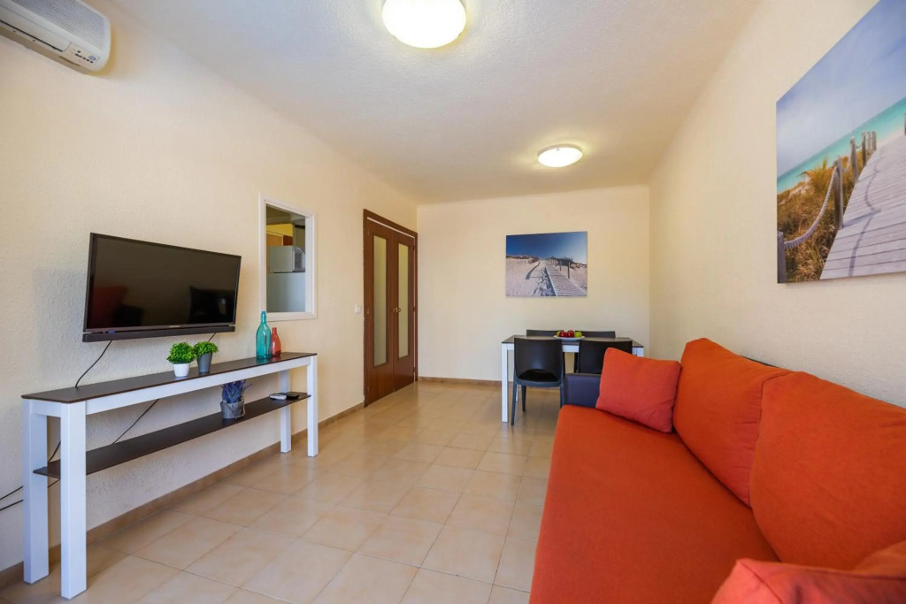 Rentalmar Pins Marina