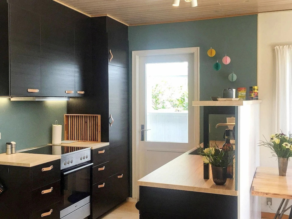 Cozy Home In Hadsund With Sauna
