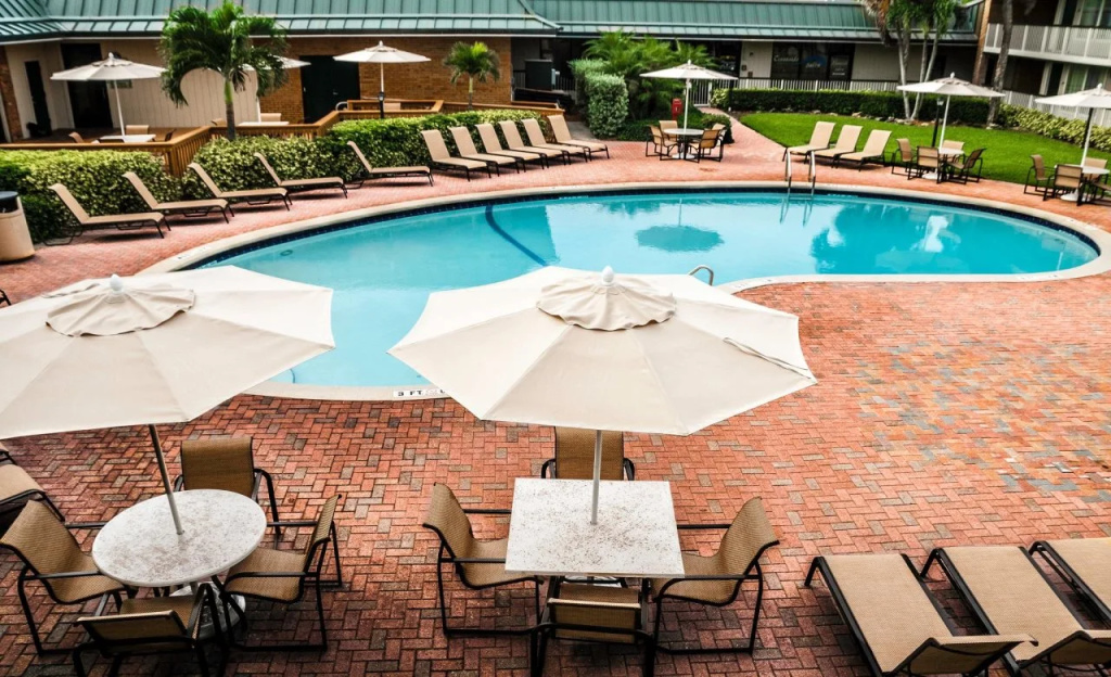 Ocean Breeze Inn Vero Beach
