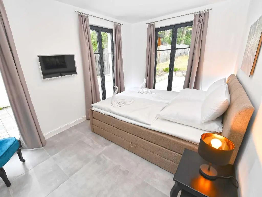 Villa LEVANTE in Binz - Gartenwohnung mit Kamin, Sauna, Terrasse