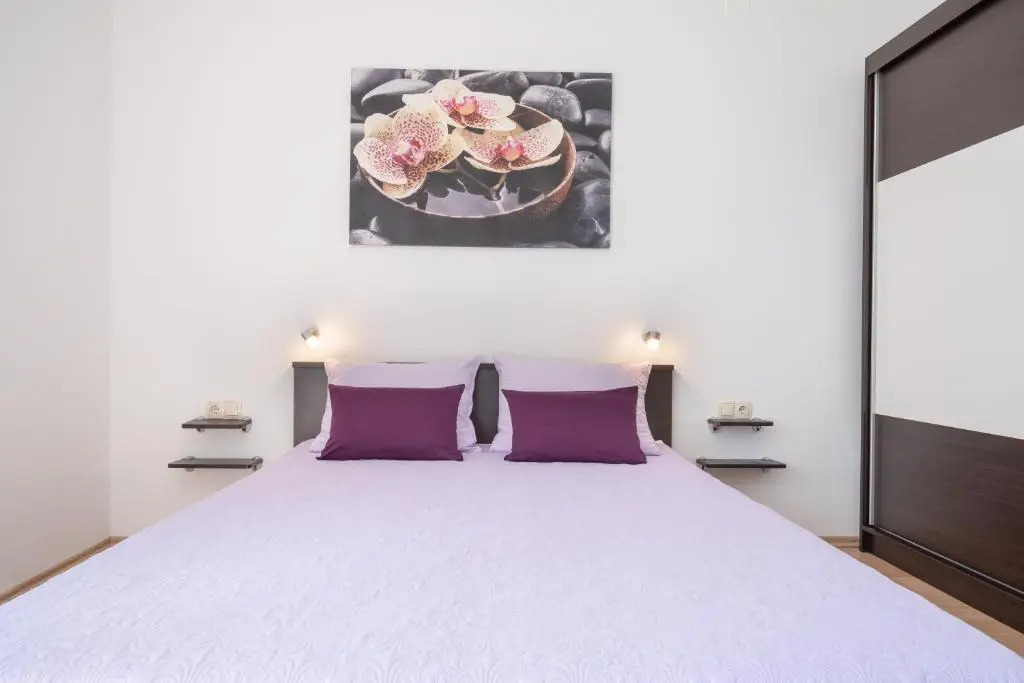BeBe Apartment
