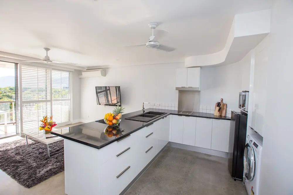 301 Royal Harbour