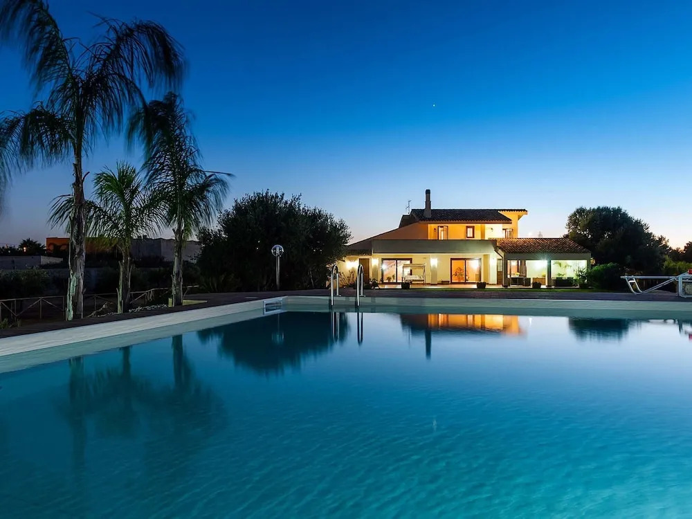 Wonderful Villa With Swimming Pool Nearby Marsala, Just 5km From the Sea!