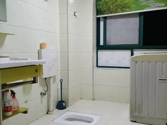 Beihai Yigui Youth Hostel (Wanda Plaza Wuyue Plaza Branch)
