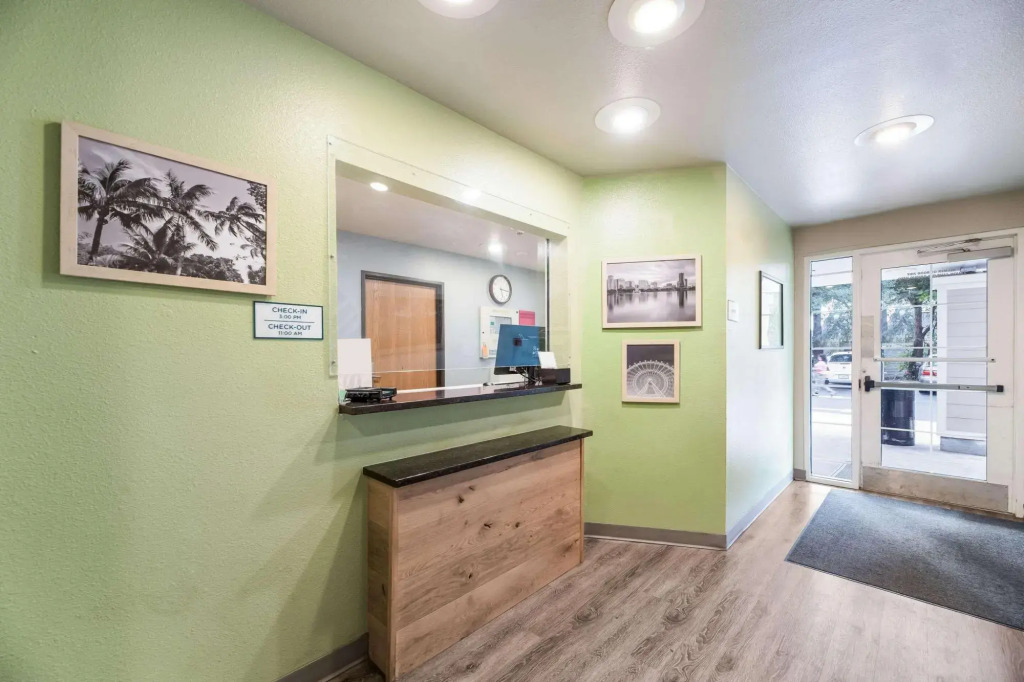 Value Place Silver Springs