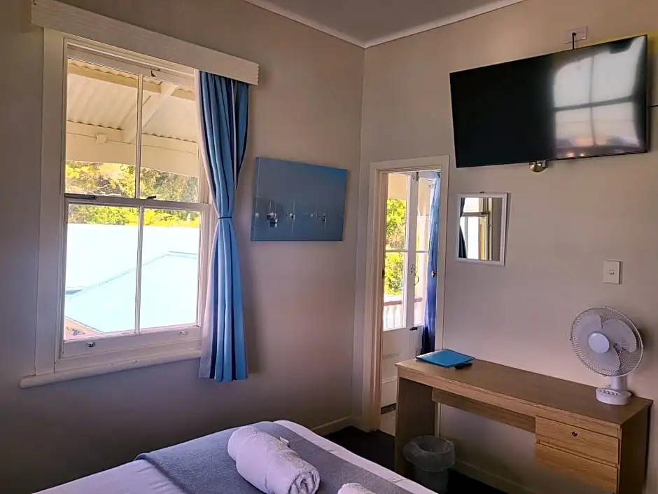 Mangonui Hotel