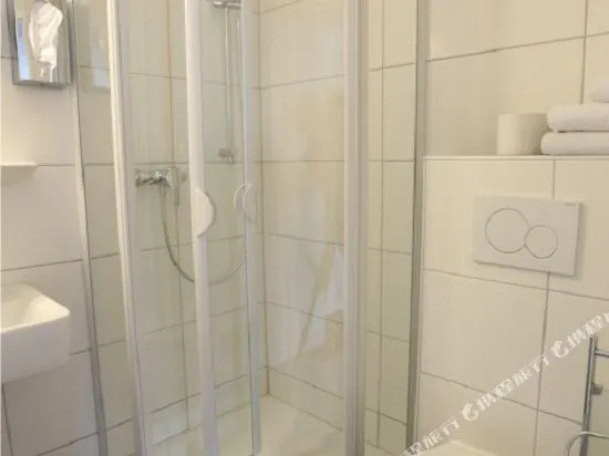 Gasthof Hotel Zur Rose Boxtal