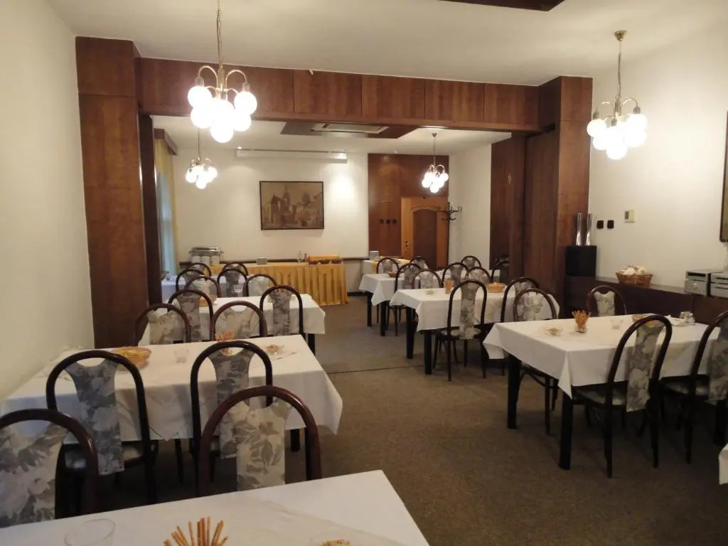 Hotel Širák