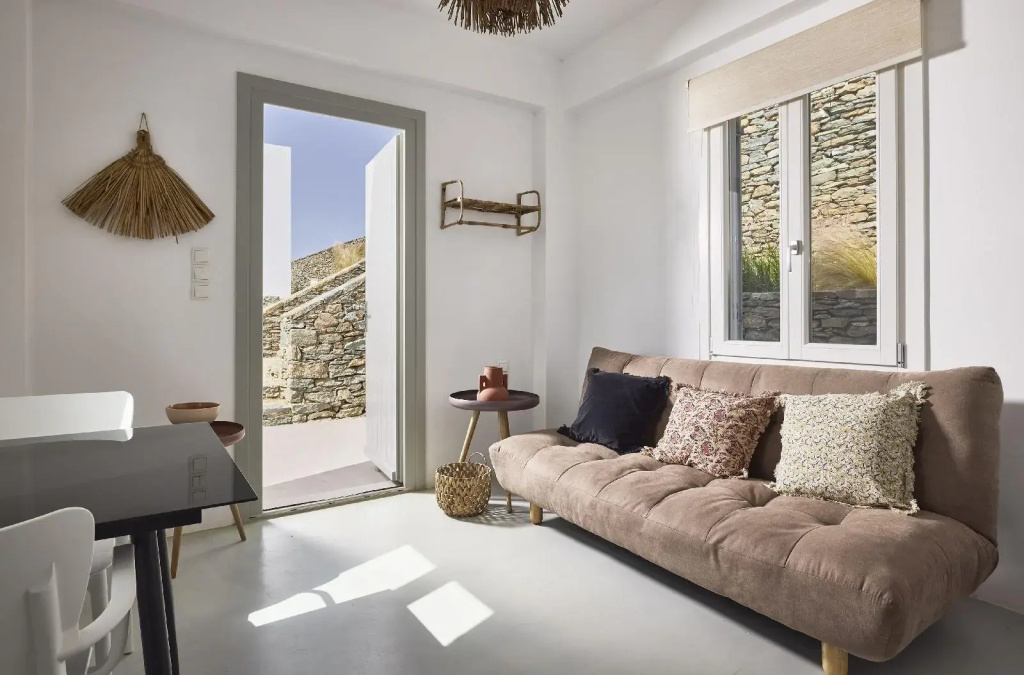 Ianemi Suites by K4 Kythnos