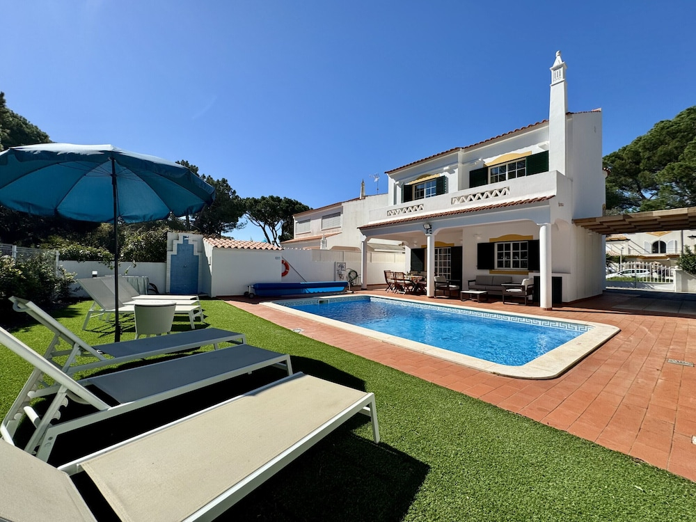 Vilamoura Summer Villa 3 by Homing