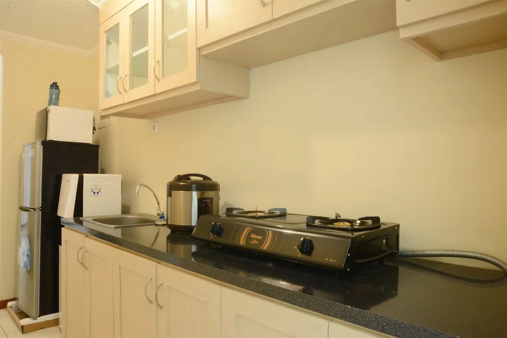 Luxury Design Grand Palace Kemayoran Apartment With Private Bathtub