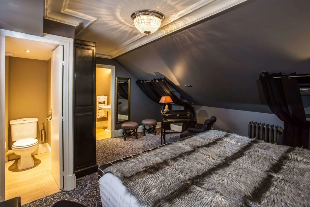 Hotel Vendome - BW Signature Collection