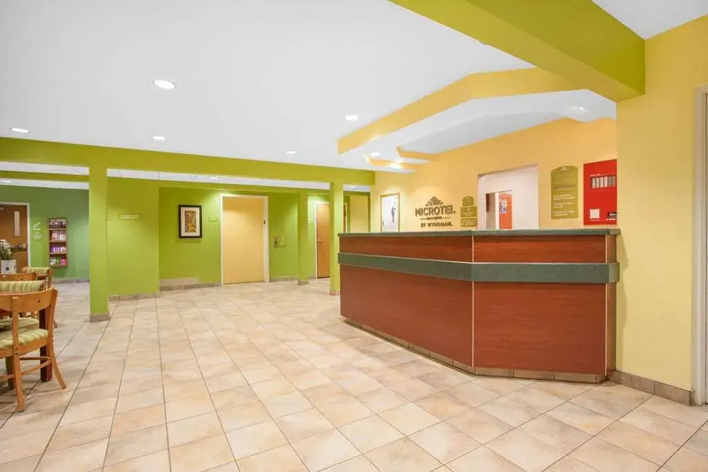 Microtel Inn & Suites Springville