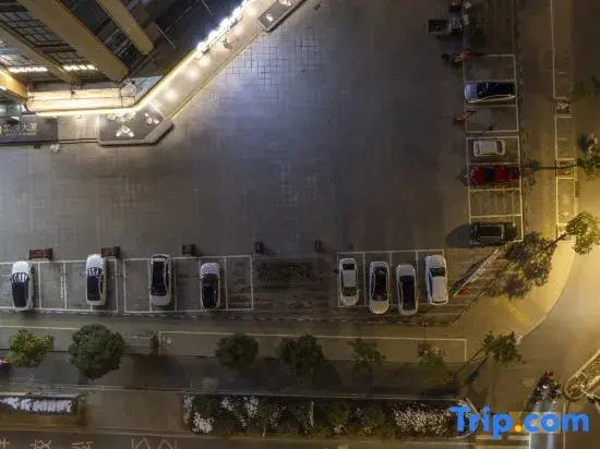JI Hotel (Ma'anshan Economic Development Zone Cihu River Road)