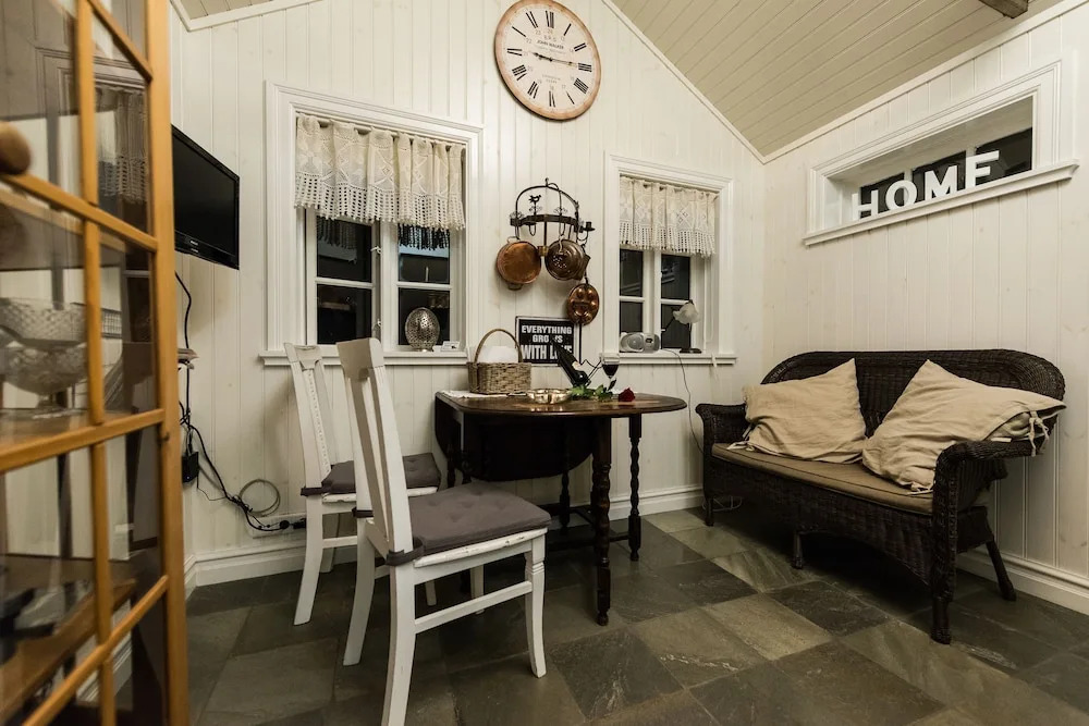 SeaSide Cottages