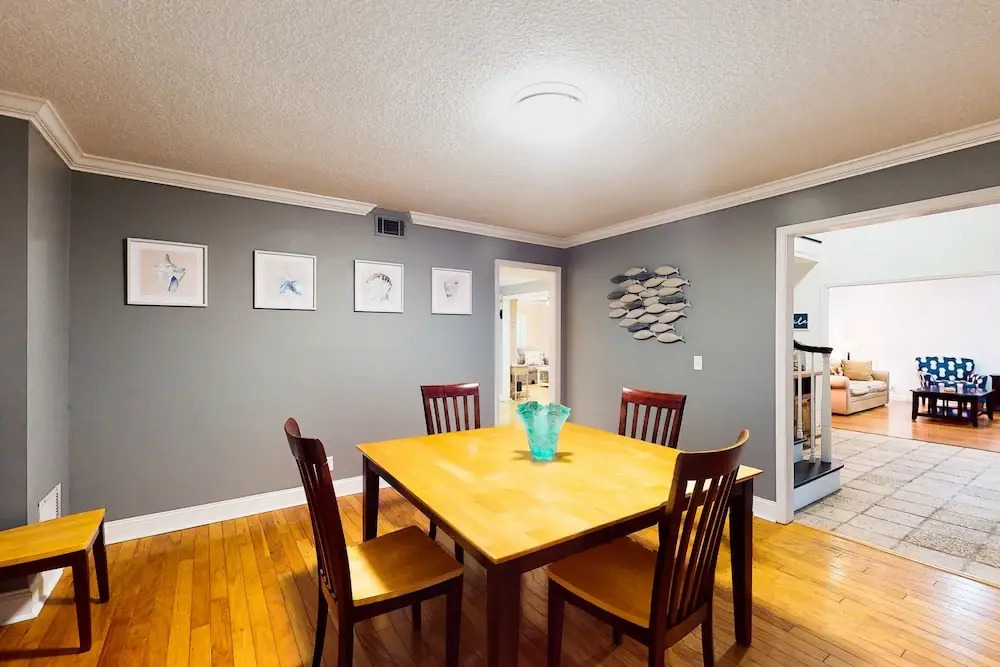 Dog-friendly Home With Central AC, Washer/dryer & Spacious Backyard - Near Beach