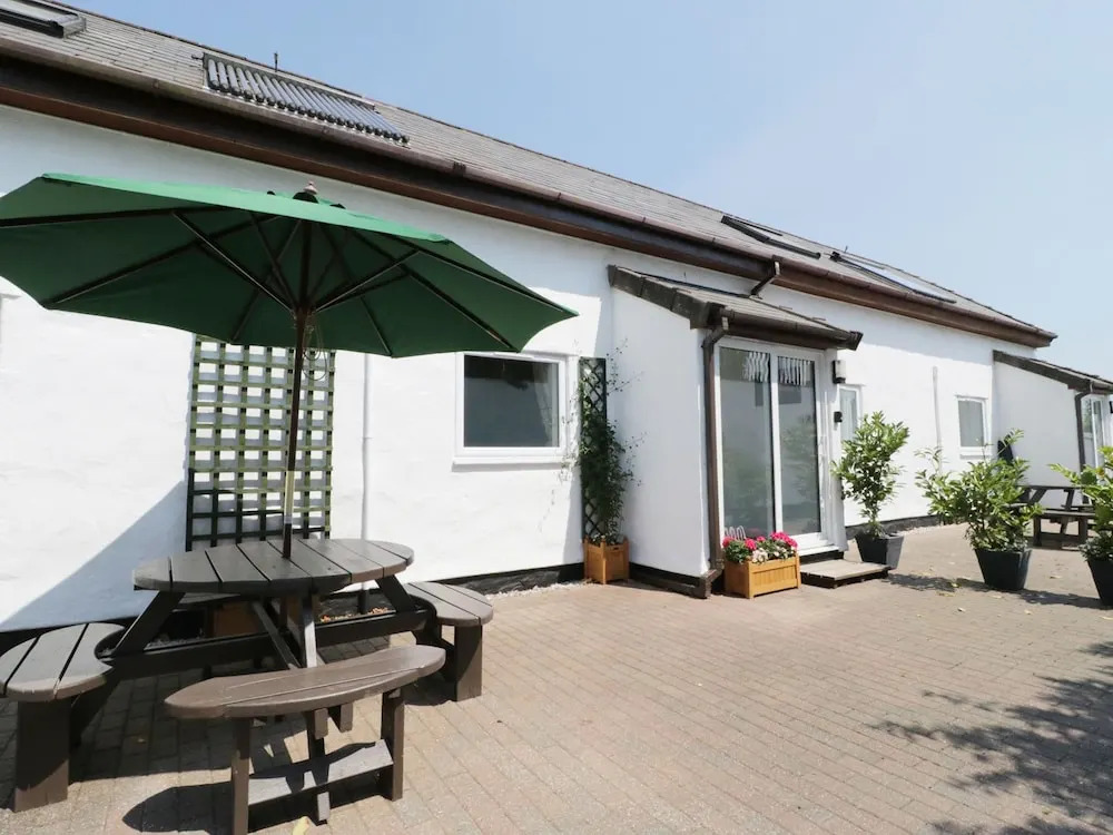 Summer Cottage