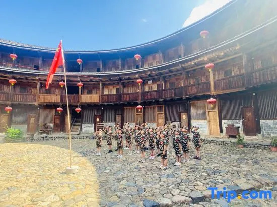 Longchang Tulou Guesthouse