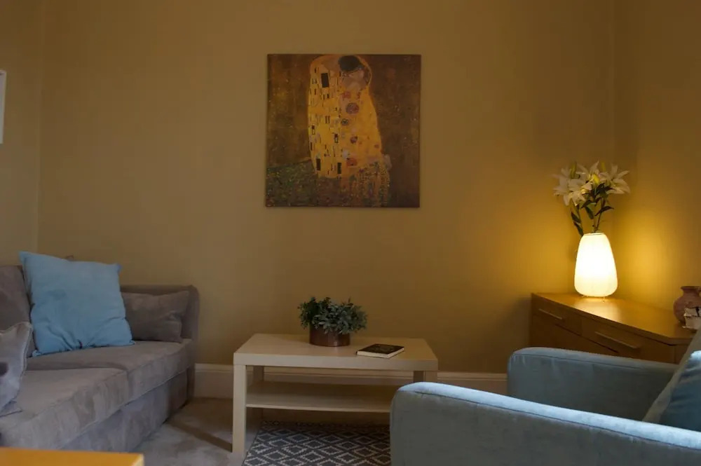 2 Bedroom Flat In Stockton