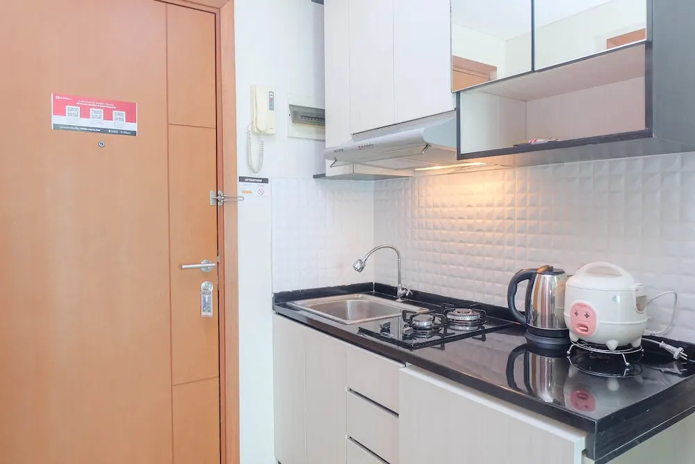 Comfort And Elegant 2Br At Woodland Park Residence Apartment