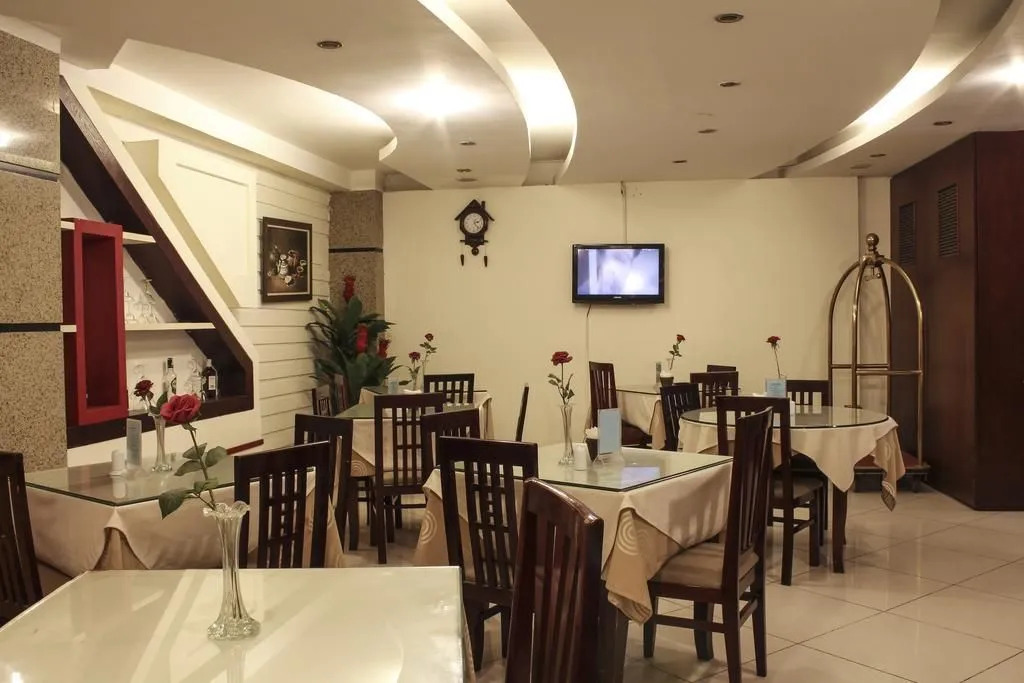 Hotel - Lương Ngọc Quyến