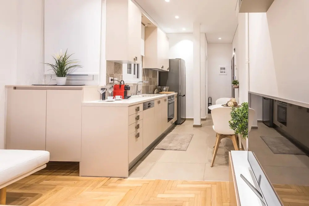 QuietFlat 4th Flr HiEnd 1bdr