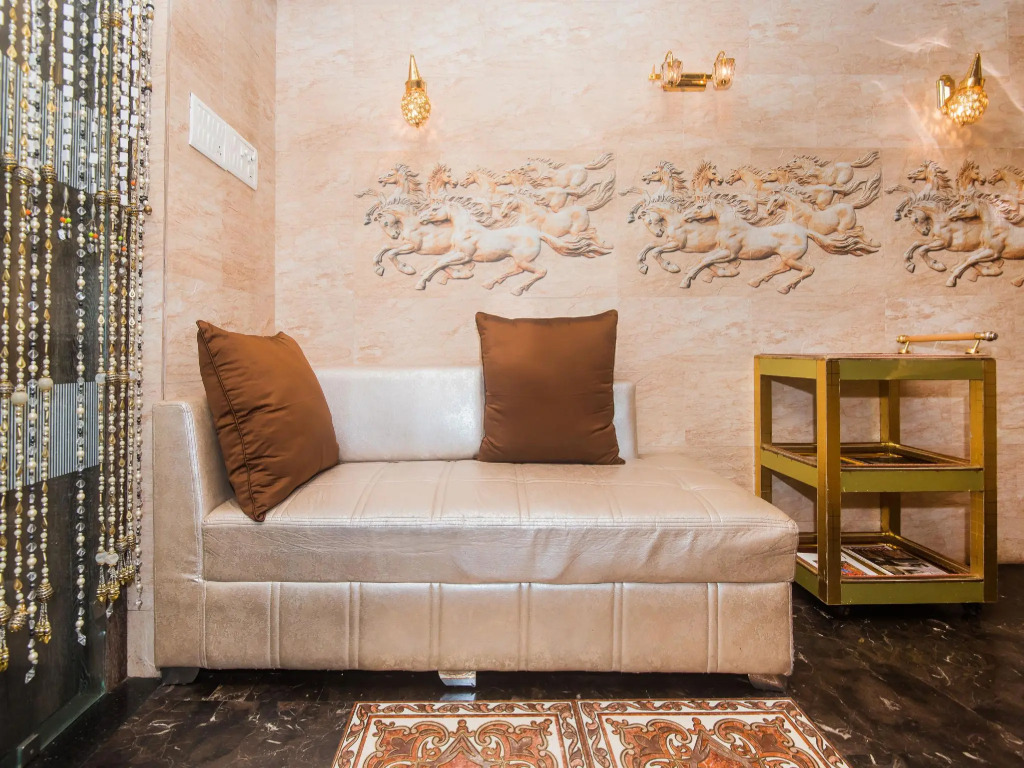 OYO 16119 Hotel Oliver