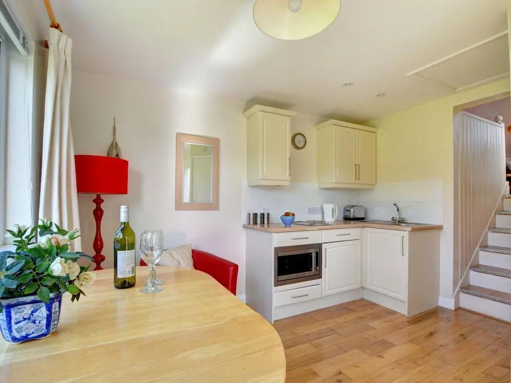 Luxurious,detached Holiday Home With Three Bathrooms and Parking