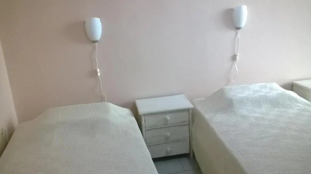 Nireos Proteos 20