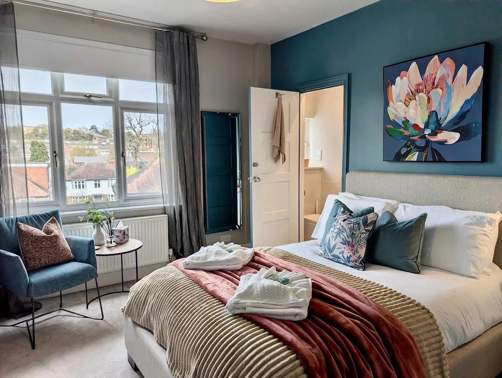 2 Private Ensuite Rooms Shared With Friendly Host