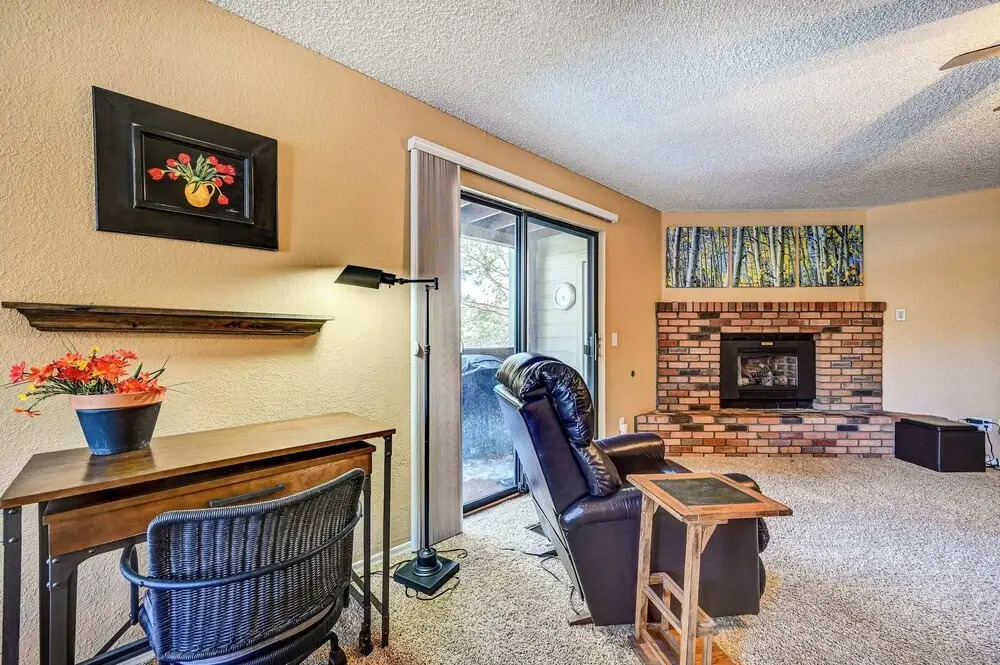Flagstaff Condo w/ Balcony in Golf Community!