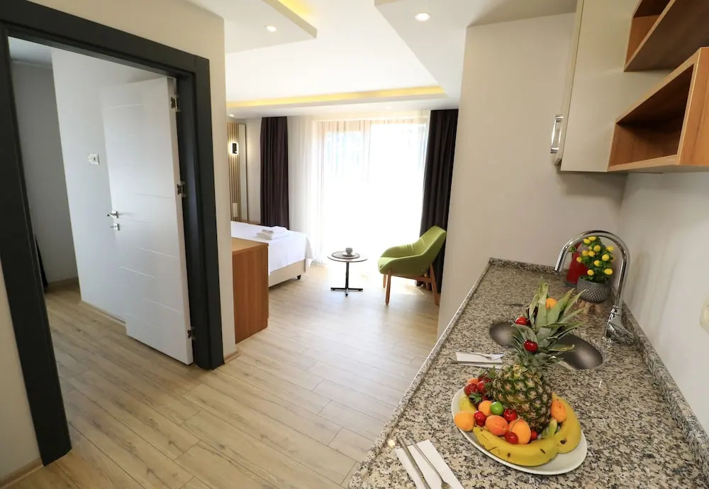 ALMIRCAN HOTEL