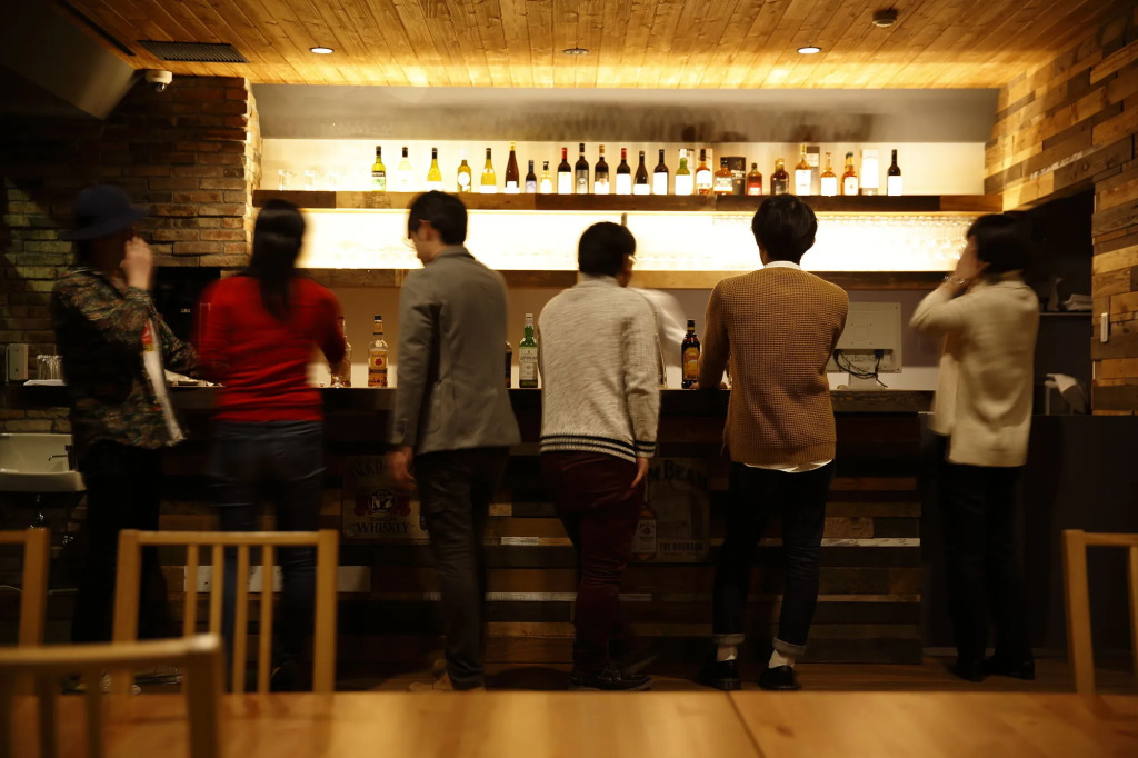 Kyou Bar Lounge & Inn