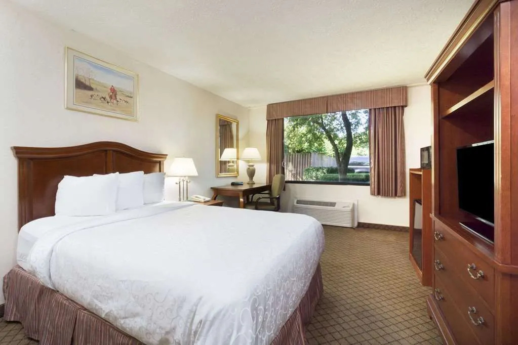 Days Inn Columbus Airport