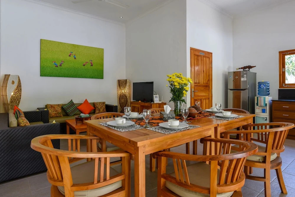 Villa Udara Lovina, Kalibukbuk